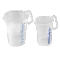 Messbecher, stapelbar, geschlossener Griff, Skala blau Messbecher, 0,5 Liter, stapelbar, geschlossener Griff, Skala blau 